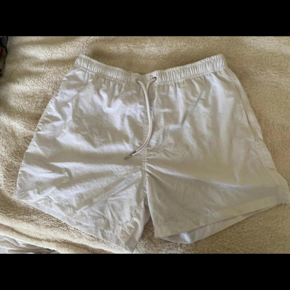 White Zara shorts
